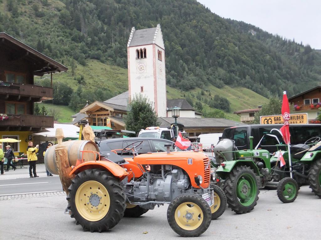 Apart-Pension Oberreiter Fusch an der Grossglocknerstrasse Eksteriør billede
